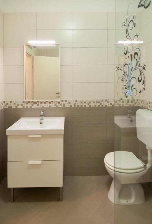 Studio And Apartment Nadia With Garden Porec Luaran gambar